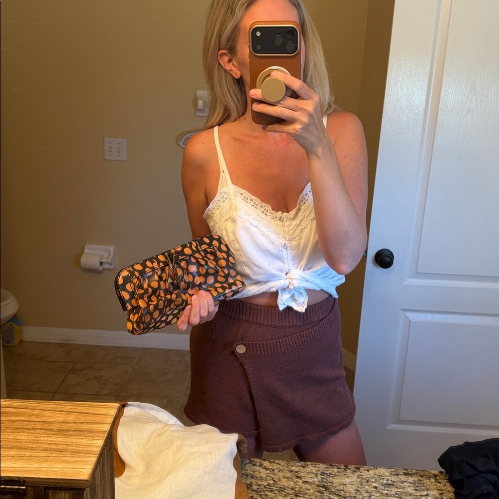 Vintage Clutch - Picture 6 of 9